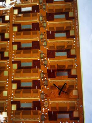 comprare Doppio strato flessibile PCB con resina poliimmidica e spessore 0,25 mm per apparecchiature mediche online manufacture