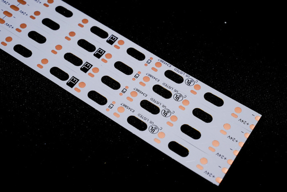 Assemblaggio a doppio lato di circuiti stampati flessibili in FPC per strisce luminosa a LED