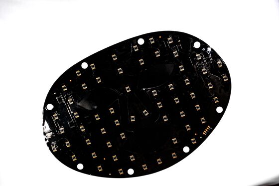 Produzione di PCB SMT di precisione e flessibili per applicazioni avanzate di illuminazione a LED Pannello maschera IP Dispositivo di protezione per gli occhi FPC Scheda flessibile LED personalizzato Bellezza medica