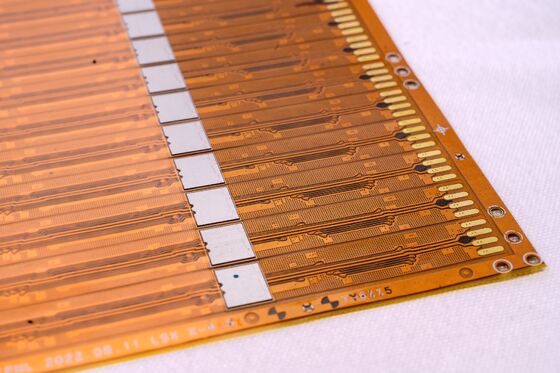 Tavolo di circuito stampato flessibile impermeabile con spessore di rame di 2 oz per il controllo industriale