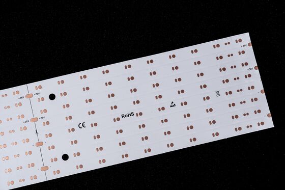 Vendita calda 2835 un metro 120LEDS Ultrasottile Flessibile LED FPC Board Polyimide Basato Rame Placcato LED FPC Board
